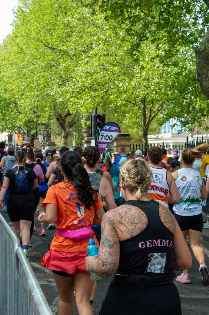 Cambridge University runner in the 2026 London Marathon
