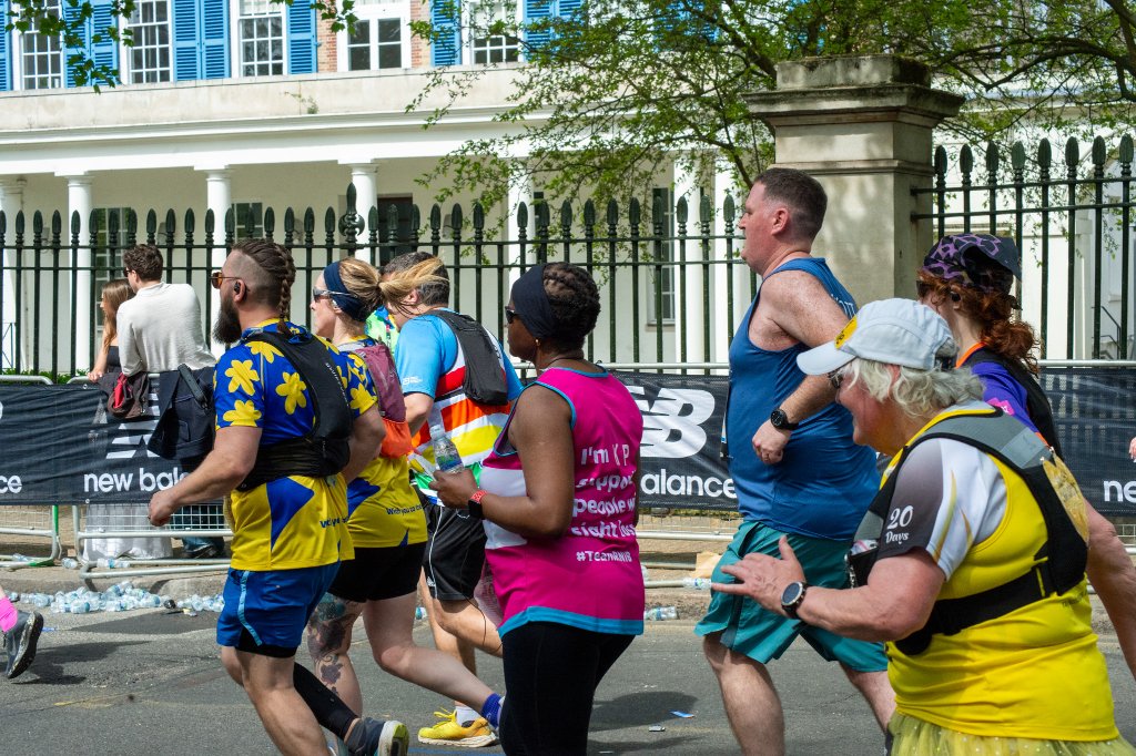 Runner in London Marathon 2026 shirt