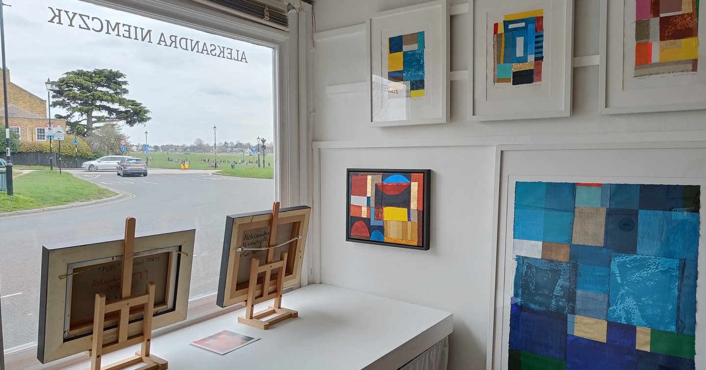 Gallery White Box